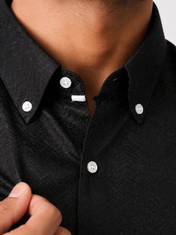 Black_Jacquard_Slim_Fit_Shirt_for_Men