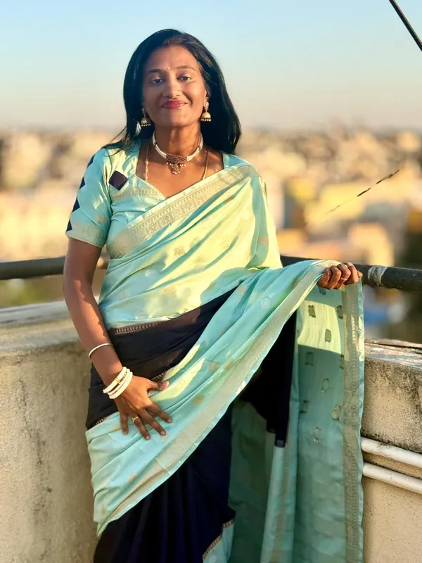 Sea_Green_N_Indigo_Mysore_Silk_Saree_With_Peacock_N_Coin_Motif_All_Over_Saree_Richness_Of_2_Inch_Border_Exclusive_Combination