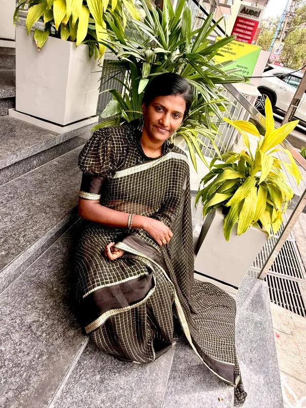 Black_Soft_Viscose_Sarees