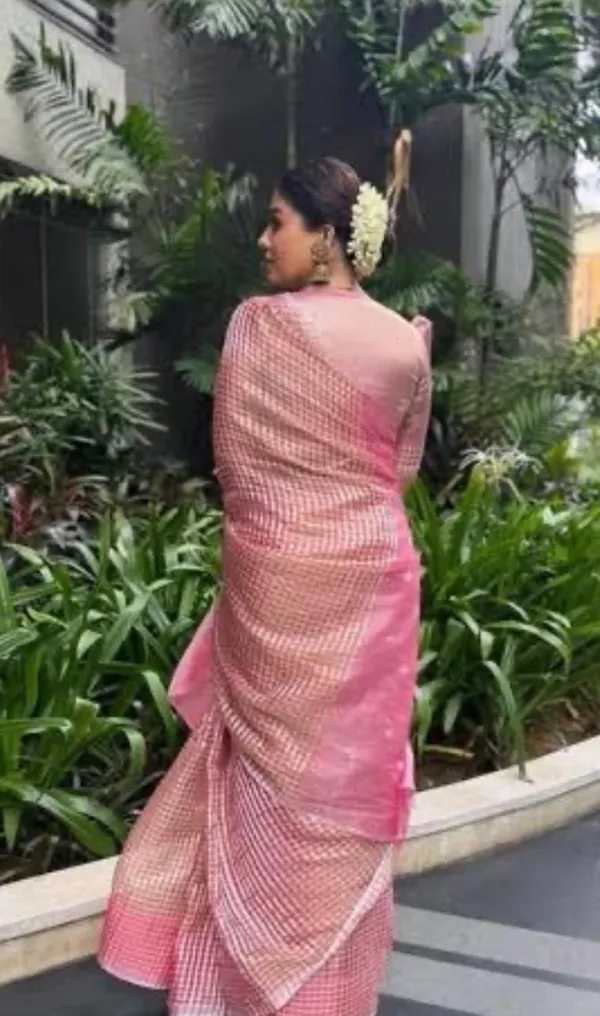 Nayanthara_Checks_Silk