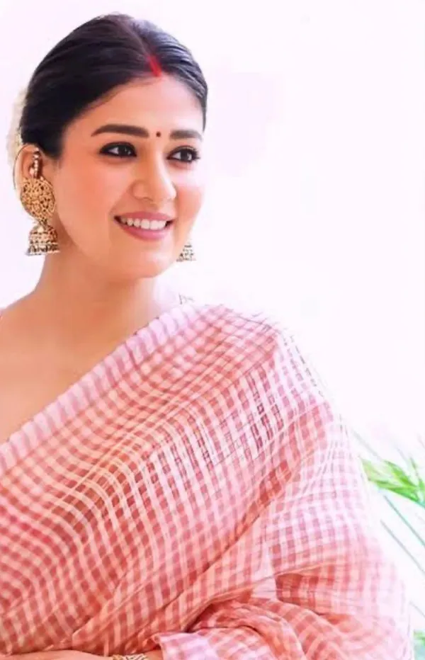 Nayanthara_Checks_Silk