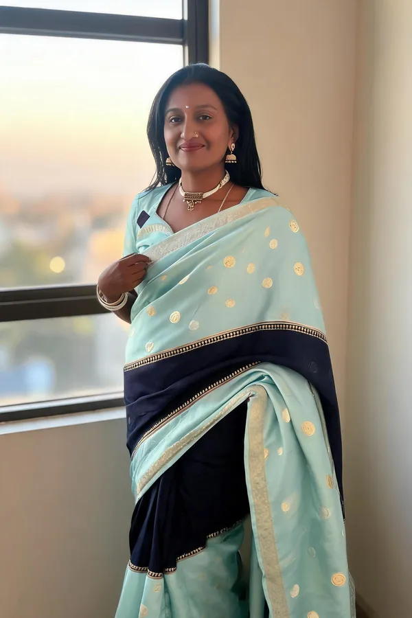 Sea_Green_N_Indigo_Mysore_Silk_Saree_With_Peacock_N_Coin_Motif_All_Over_Saree_Richness_Of_2_Inch_Border_Exclusive_Combination