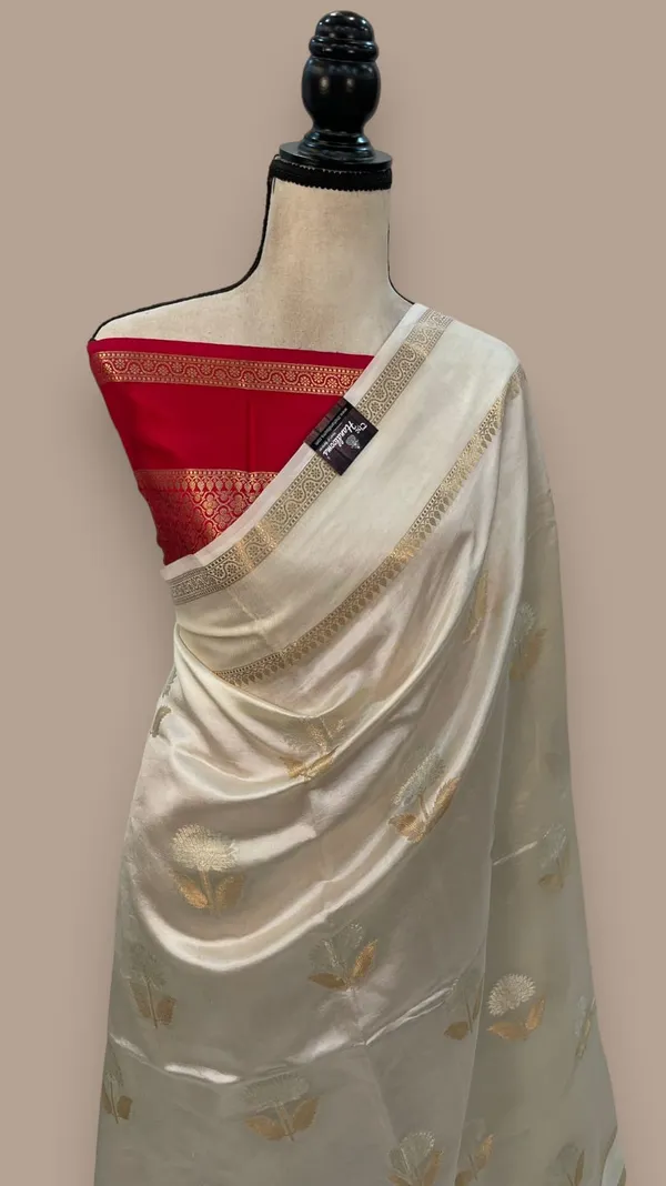 Cream_Soft_Silk_Floral_Zari_Woven_Saree_For_Women