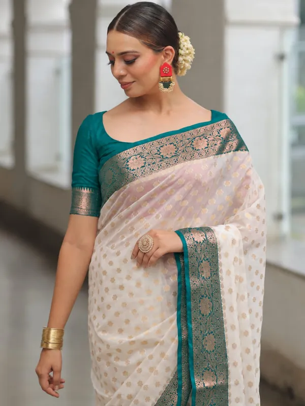 Cream_Seli_Katan_Silk_Woven_Saree_For_Women
