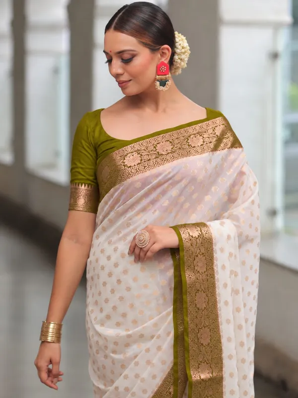 Ivory_Woven_Traditional_Saree_for_Women