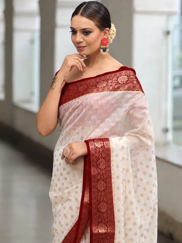 Ivory_Seli_Katan_Silk_Floral_Border_Woven_Saree_For_Women