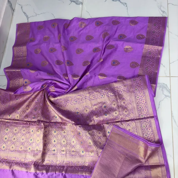 Purple_Soft_Silk_Zari_Paisley_Woven_Saree_For_Women
