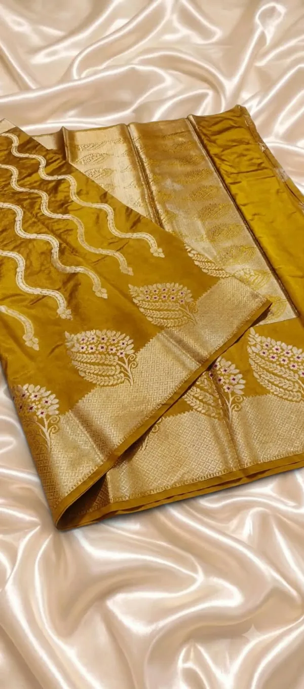 Mustard_Seli_Katan_Silk_Floral_Woven_Saree_For_Women