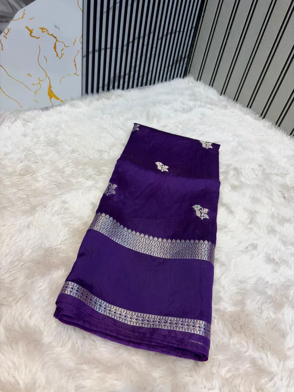 Purple_Zari_Woven_Saree_for_Women