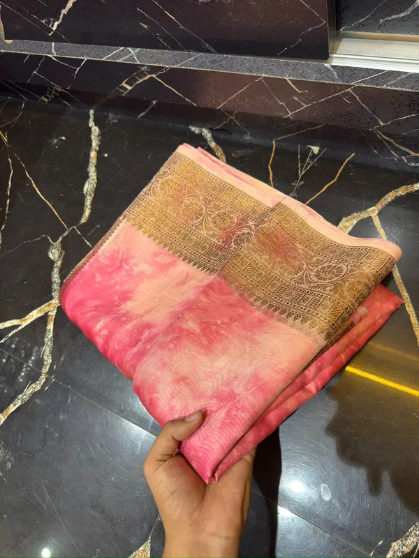 Pink_Seli_Katan_Silk_Zari_Border_Woven_Saree_For_Women