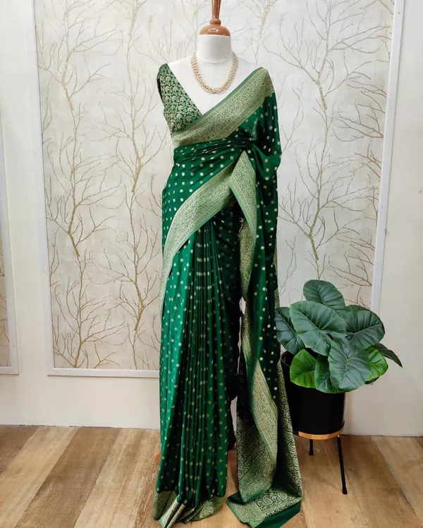 Green_Soft_Silk_Dotted_Print_Saree_For_Women