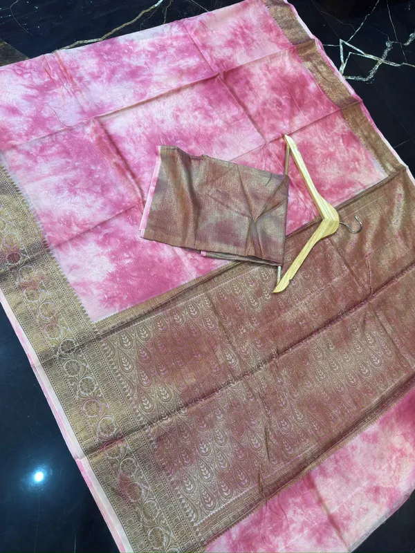 Pink_Seli_Katan_Silk_Zari_Border_Woven_Saree_For_Women