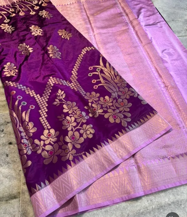Purple_Woven_Floral_Saree_For_Women