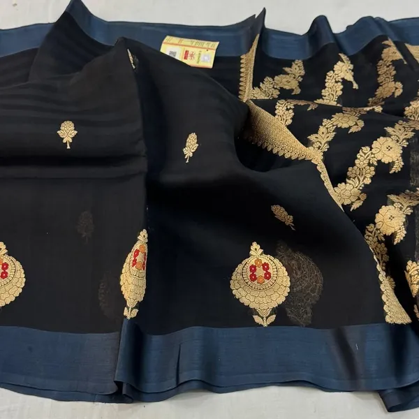 Black_Embroidered_Saree_for_Women