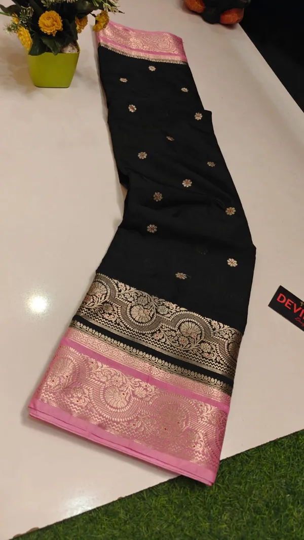Black_Woven_Pink_Border_Saree_for_Women
