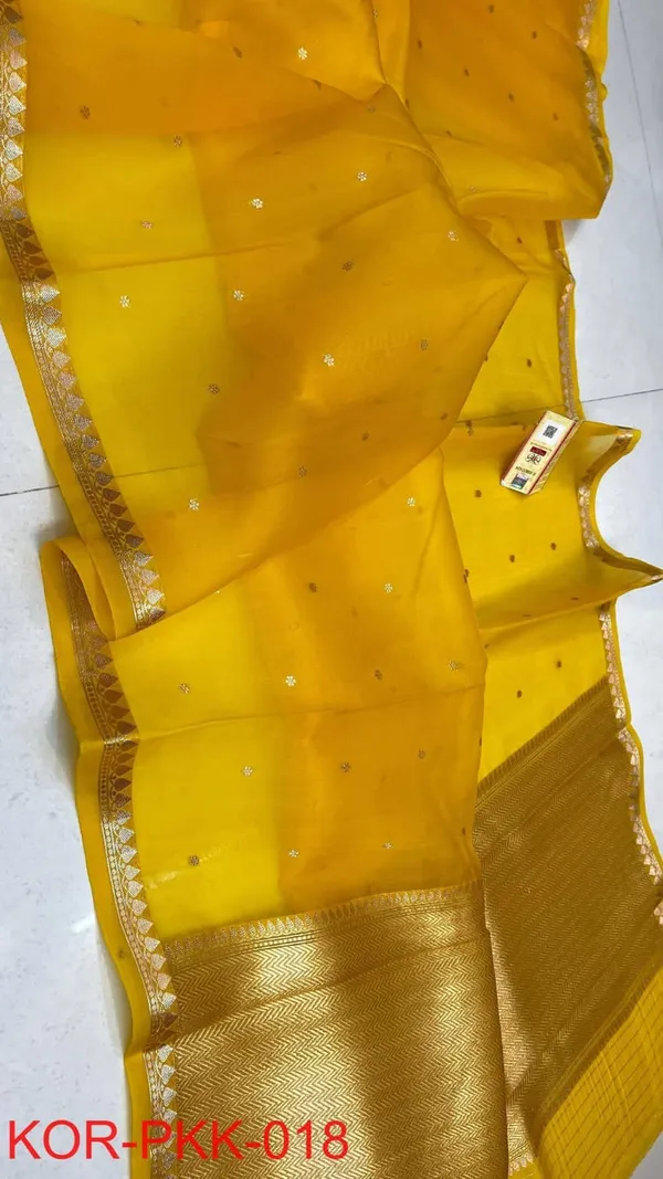 Yellow_Sheer_Woven_Saree_for_Women