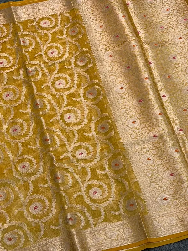 Yellow_Woven_Floral_Saree_For_Women