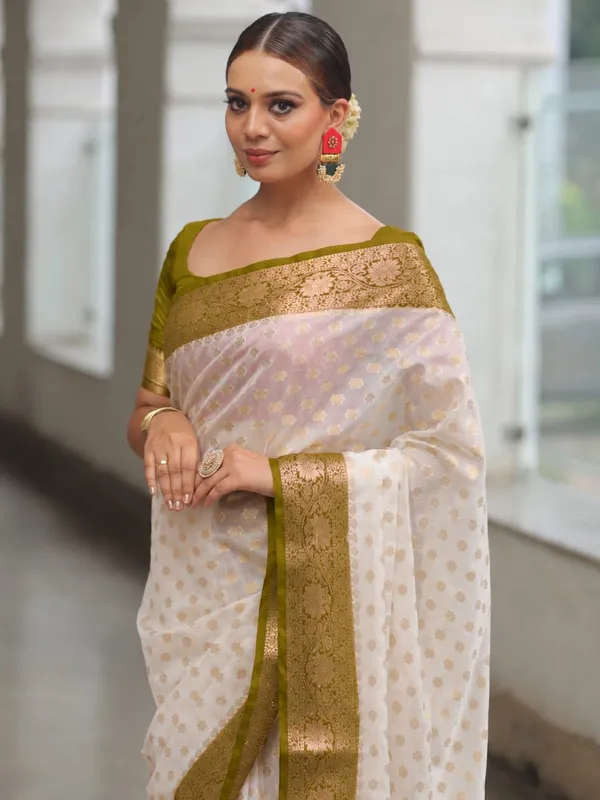 Ivory_Woven_Traditional_Saree_for_Women