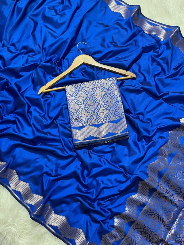 Blue_Soft_Silk_Woven_Saree_With_Blouse_Piece_For_Women
