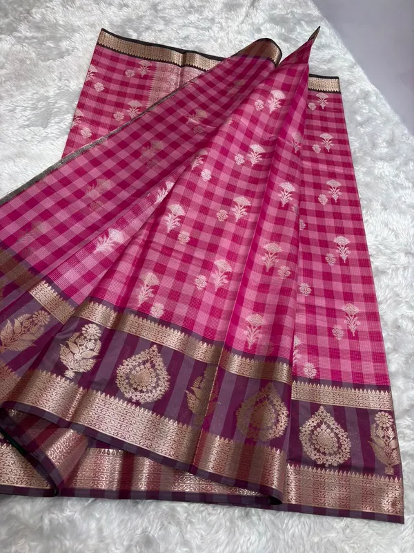 Magenta_Seli_Katan_Silk_Checked_Woven_Saree_For_Women