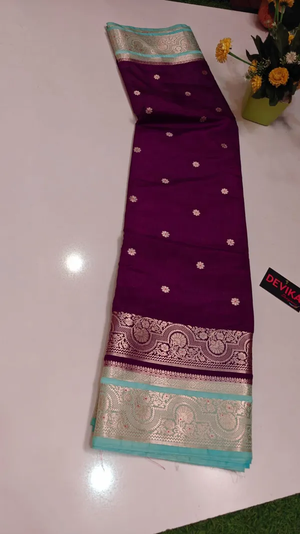 Purple_Soft_Silk_Floral_Woven_Saree_For_Women