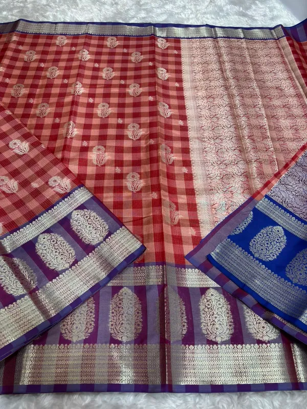 Red_Purple_Woven_Checked_Saree_For_Women