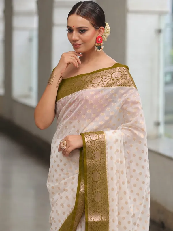 Ivory_Woven_Traditional_Saree_for_Women