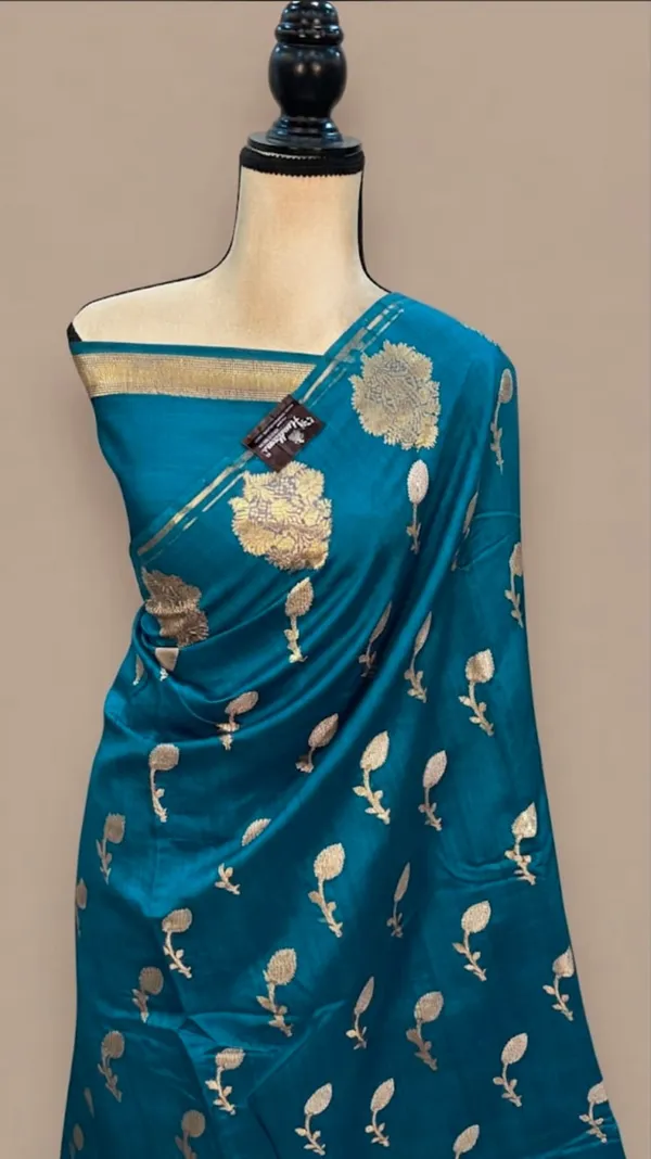 Blue_Seli_Katan_Silk_Woven_Zari_Floral_Saree_For_Women