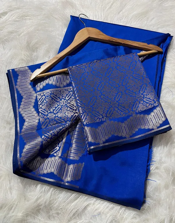 Blue_Soft_Silk_Woven_Saree_With_Blouse_Piece_For_Women