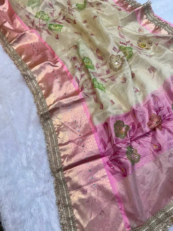 Pink_Cream_Organza_Floral_Print_Saree_for_Women