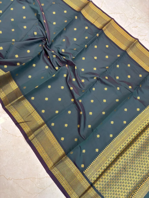 Teal_Woven_Zari_Saree_for_Women
