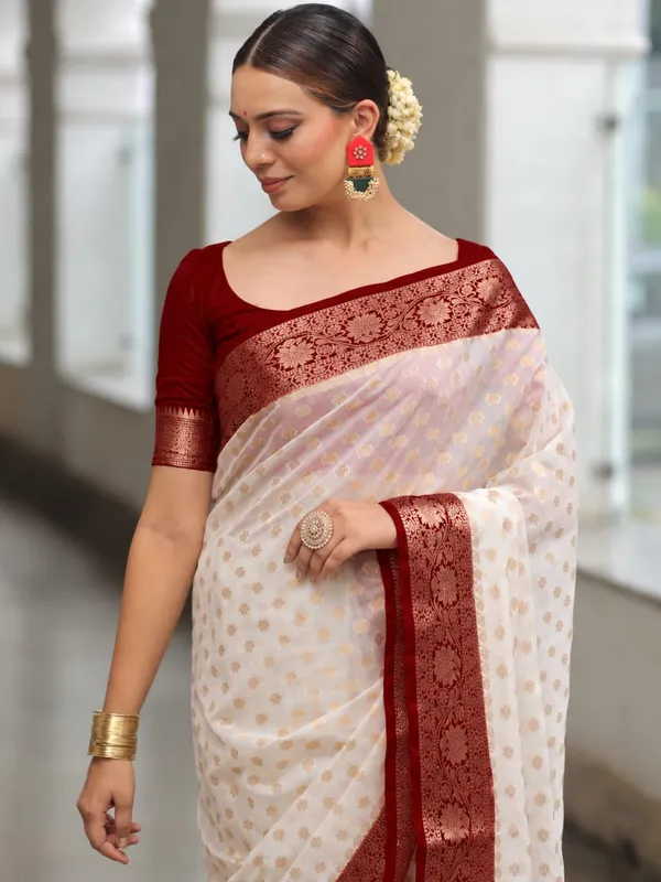 Ivory_Seli_Katan_Silk_Floral_Border_Woven_Saree_For_Women