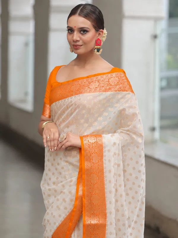 Cream_Seli_Katan_Silk_Woven_Saree_For_Women