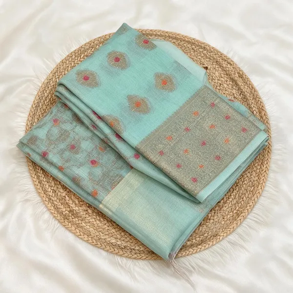 Mint_Cotton_Silk_Blend_Floral_Saree_For_Women