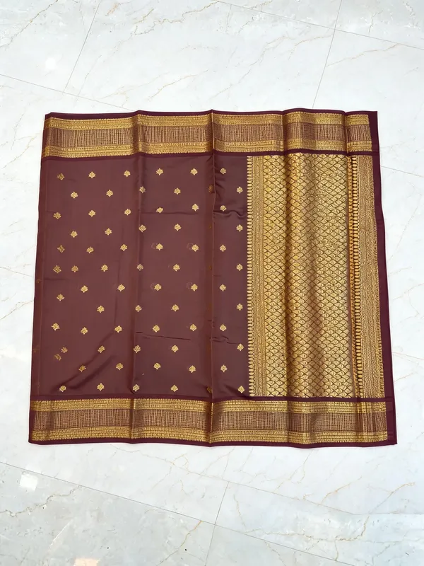 Maroon_Tamanna_Silk_Zari_Woven_Saree_For_Women