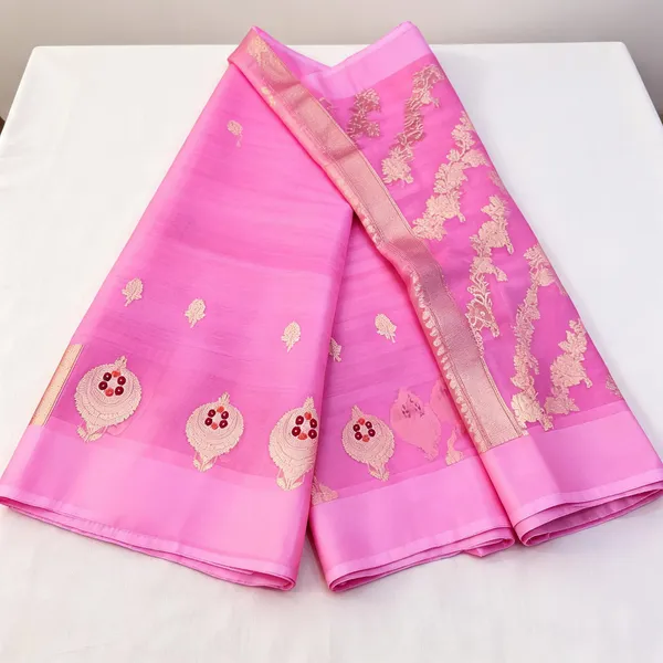 Pink_Soft_Silk_Floral_Woven_Saree_For_Women