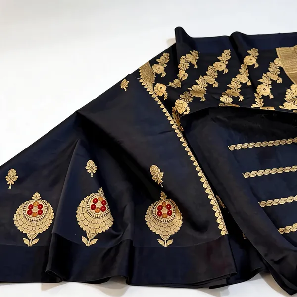 Black_Soft_Silk_Zari_Woven_Saree_For_Women