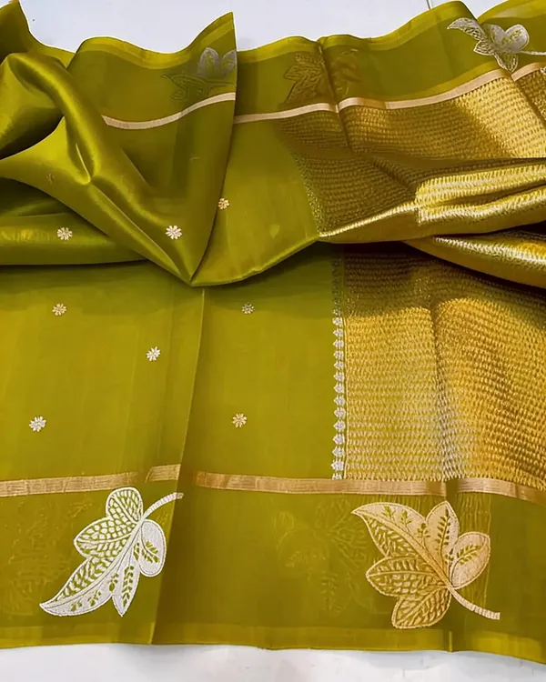 Olive_Seli_Katan_Silk_Woven_Floral_Motif_Saree_For_Women