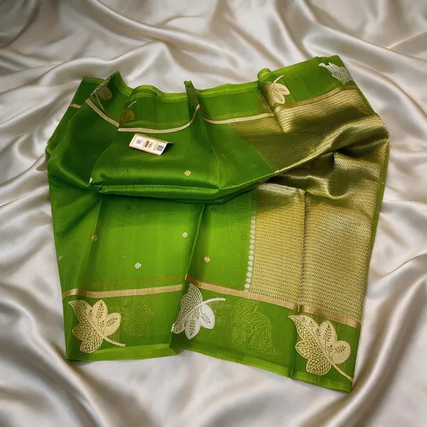 Green_Seli_Katan_Silk_Woven_Zari_Border_Saree_For_Women