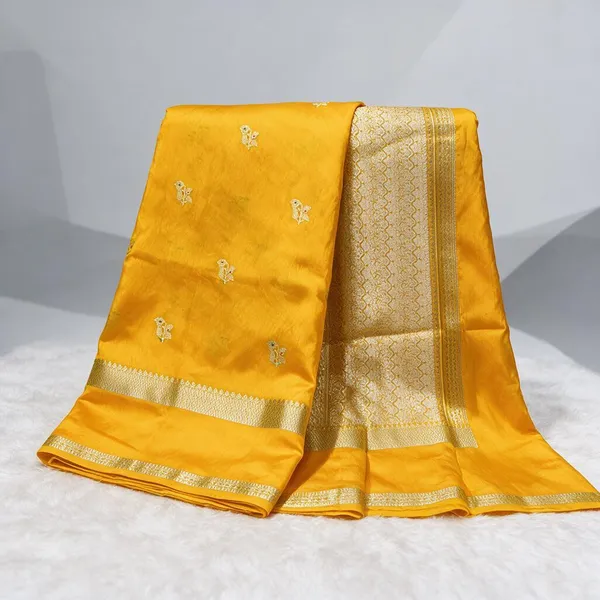 Yellow_Seli_Katan_Silk_Woven_Zari_Floral_Saree_For_Women
