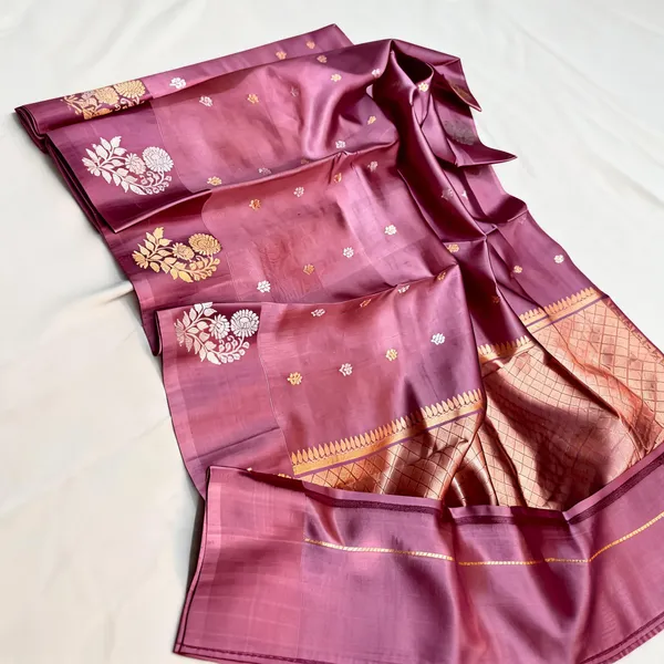 Purple_Seli_Katan_Silk_Woven_Zari_Floral_Saree_For_Women
