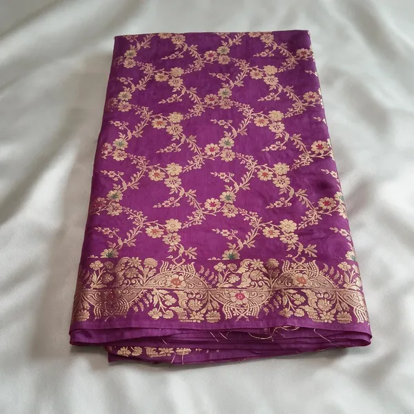 Magenta_Seli_Katan_Silk_Floral_Printed_Saree_For_Women