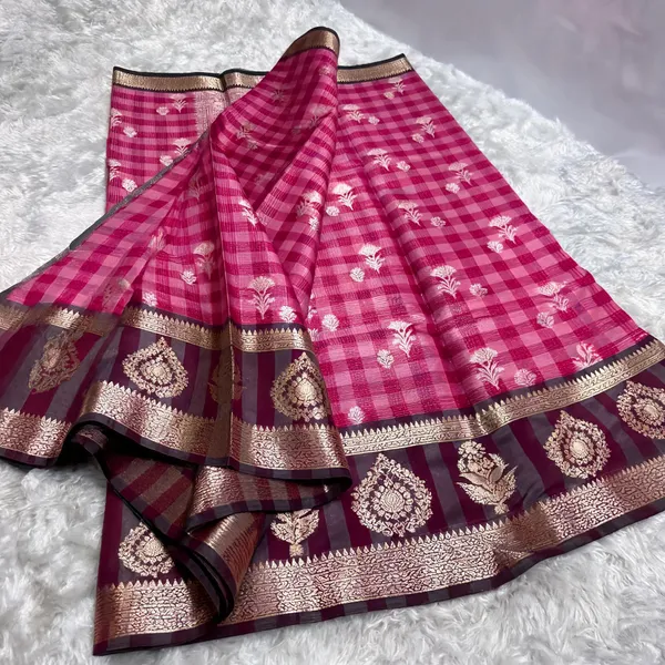 Magenta_Seli_Katan_Silk_Checked_Woven_Saree_For_Women