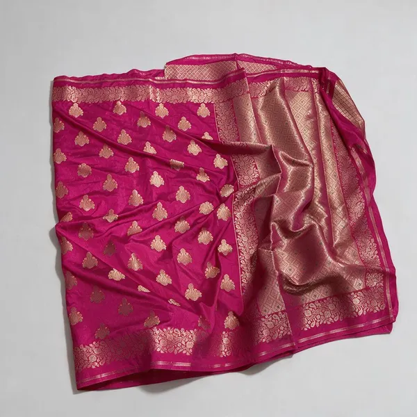 Magenta_Seli_Katan_Silk_Zari_Woven_Saree_For_Women