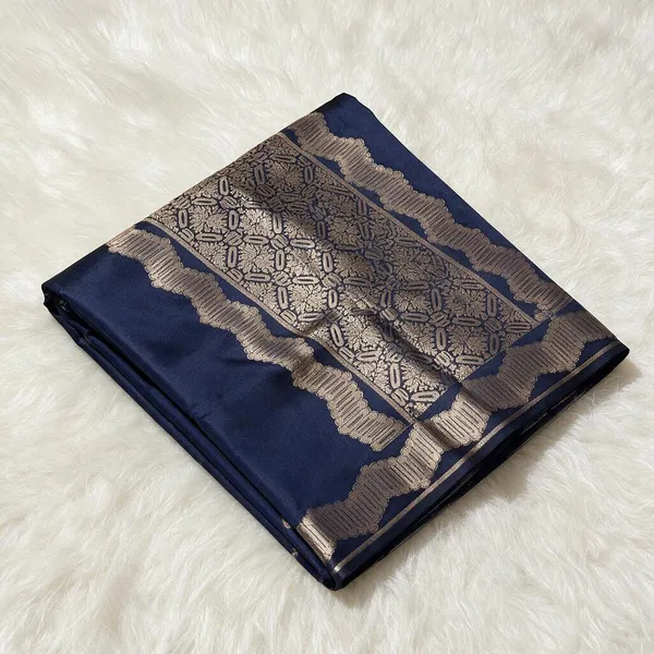 Navy_Soft_Silk_Woven_Saree_With_Blouse_Piece_For_Women