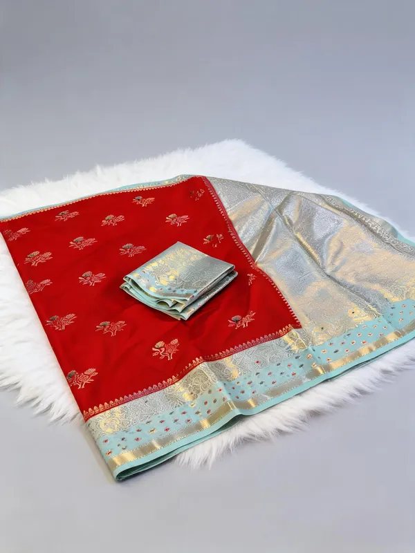 Red_Soft_Silk_Zari_Woven_Saree_For_Women
