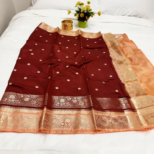 Maroon_Soft_Silk_Floral_Woven_Ethnic_Saree_For_Women