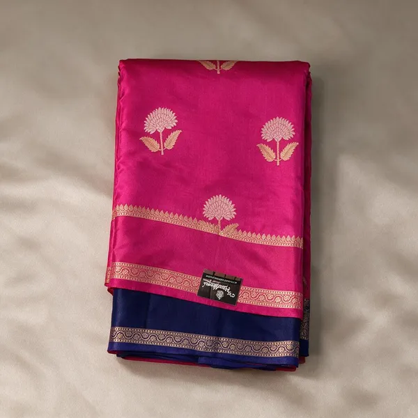 Pink_Soft_Silk_Floral_Motif_Woven_Saree_For_Women