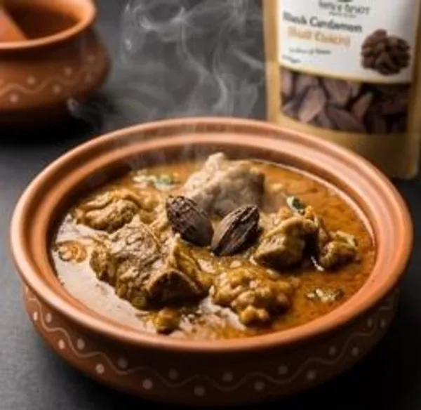 Spice_Knot_Whole_Black_Cardamom_Spice