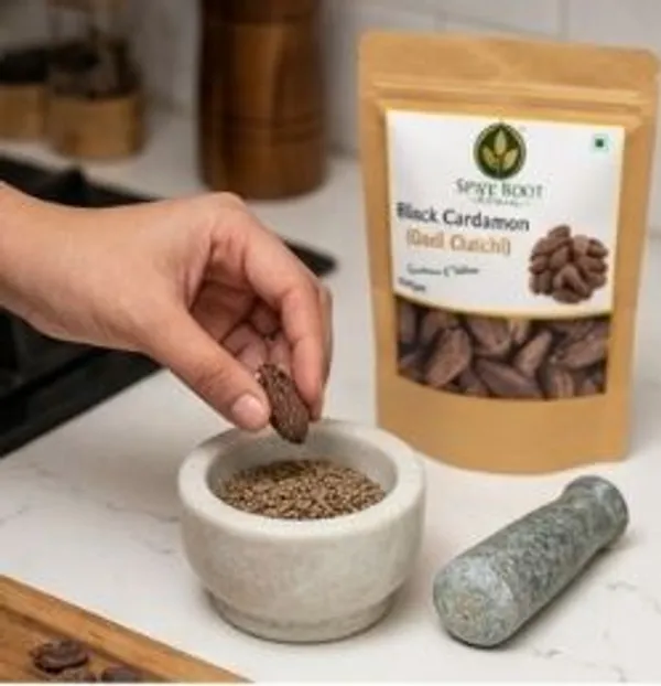 Spice_Knot_Whole_Black_Cardamom_Spice